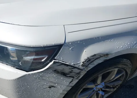 2016 Chevrolet Impala 1Lt from USA, damaged, VIN 2G1105SA5G9160908